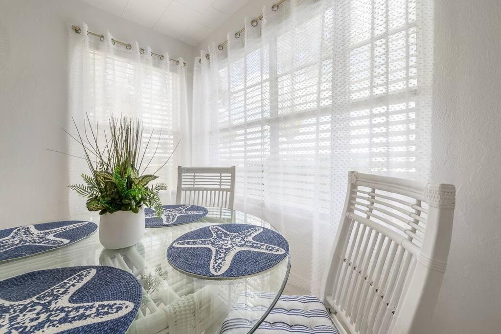 Santa Barbara On The Bay Waterfront Apartment Tampa Extérieur photo